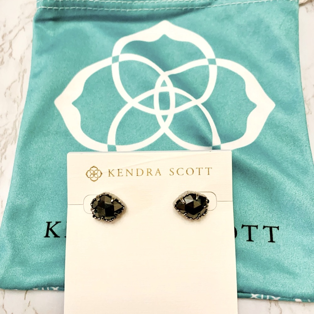 Kendra Scott BNWT Tessa stud